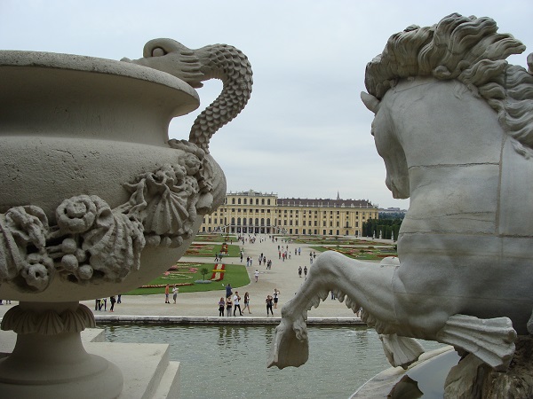 Schloss Schőnnbrun, ”Versailles”-ul Austriei