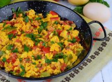 Din rețetele bunicii Nuța / Omletă cu legume și alte cele