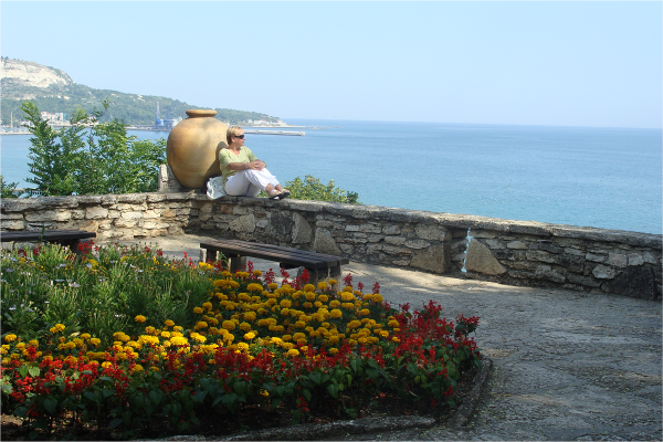 Un mic colţ de Rai izvorât din inima Reginei Maria a României: „Cuibul liniştii” de la Balcic