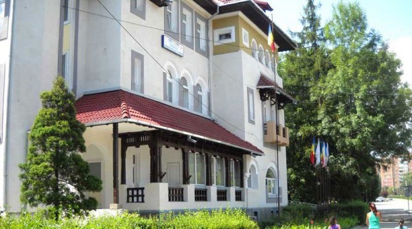 Posturi vacante pentru muncitori scoase la concurs de Primăria Lupeni