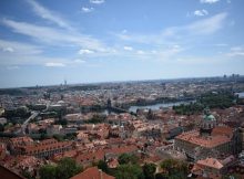 REPORTAJ / Praga, râuri de bere în Orașul de Aur