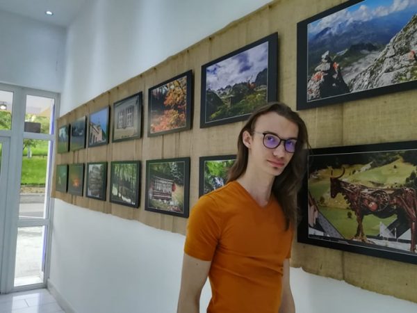 Expoziție foto Sergiu Vințan / ”Împreună în Europa”, un argument în instantanee despre locul României în Uniunea Europeană