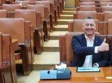 resmerita victorie Premiile Exclusiv 2021 / Senatorul Cristian Resmeriță, ”Omul anului 2020 în Valea Jiului”