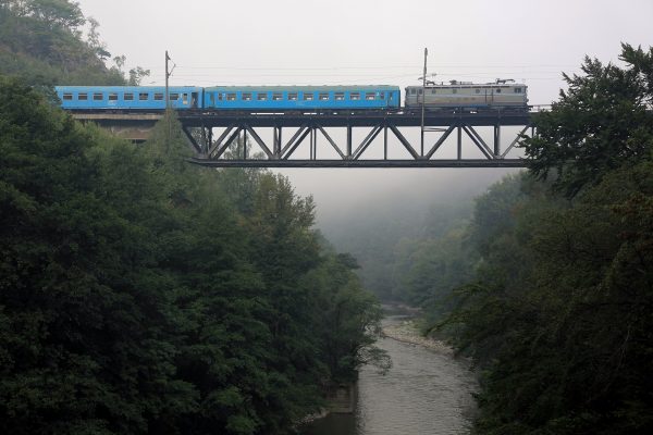 Săptămâna verde, Ziua Independenței și jubileul „Linia ferată din Defileul Jiului – 75 de ani”  – într-o călătorie cu trenul !