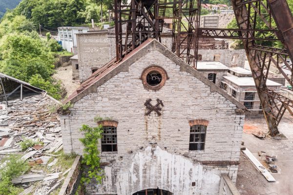 Una dintre cele mai adânci mine din Europa este pe cale să devină cel mai mare muzeu al mineritului din România
