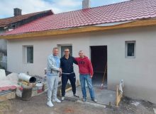 Cei 5 copilași din Lupeni care și-au pierdut casa în urma unui incendiu, au din nou un cămin doar al lor