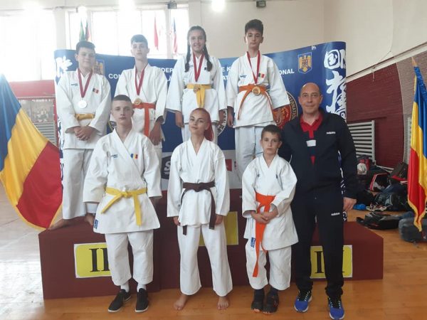 Karatiștii din Vulcan, pe podium la Campionatul Național de Karate de la Făgăraș