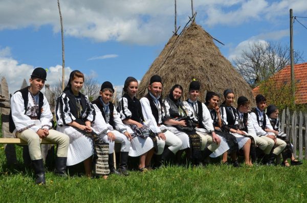 La Petroșani, la început de octombrie, se sună ”Adunarea Momârlanilor”