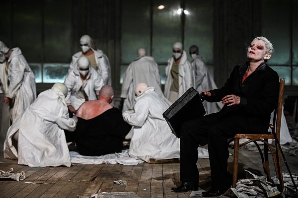 Două premiere, patru reprezentații „Faust” și alte cinci spectacole pe scena Teatrului Național ”Radu Stanca” din Sibiu în luna octombrie