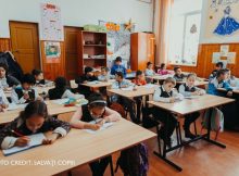Serviciile educaționale dezvoltate de Salvați Copiii în comunități vulnerabile reduc  semnificativ riscul abandonului școlar și al excluziunii educaționale