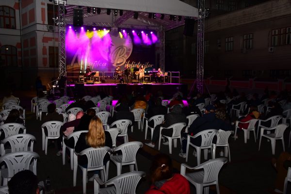 Sărbătoare a cărții, culturii și divertismentului, la Deva, în ”Noaptea Bibliotecilor”