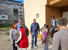 Locuințe sociale pentru 16 familii din Lupeni într-un bloc complet modernizat cu fonduri europene
