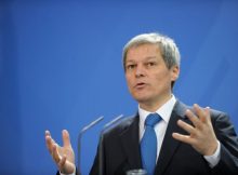 Dacian Cioloș este noul președinte al USR-PLUS