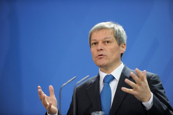 Dacian Cioloș este noul președinte al USR-PLUS