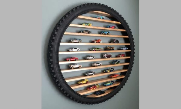 Ești pasionat de auto? Iată cum să-ți amenajezi camera preferată!