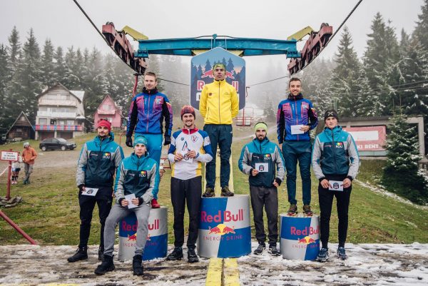 Opt alergători au întrecut telescaunul din Parâng la ”Red Bull Outrun The Lift” ediția 2021