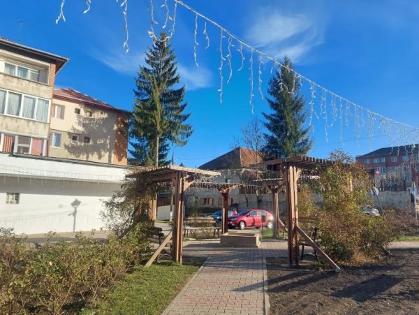 Lupeniul se pregătește de ”schimbarea la față” în întâmpinarea sărbătorilor de iarnă