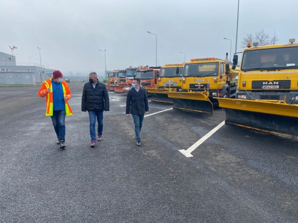 Situația pregătirilor pentru deszăpezirea drumurilor naționale, verificată de prefectul județului Hunedoara