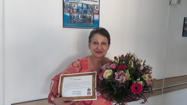 Felicitări din partea colectivului Apa Serv pentru ing. Monica Dregan, la finalul carierei sale profesionale