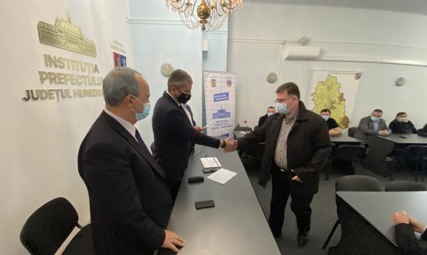 Diplome de recunoștință pentru medicii hunedoreni