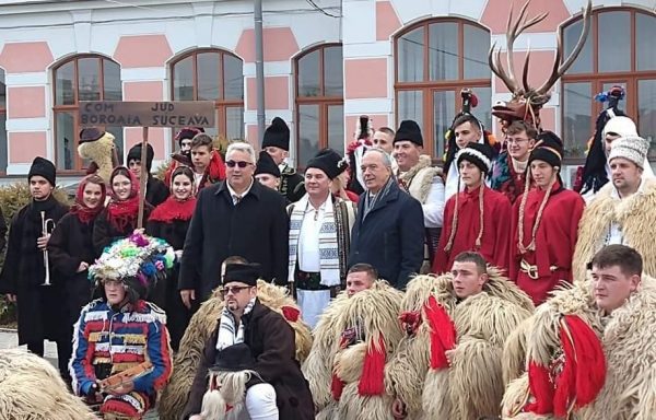 Final apoteotic al festivalului de colinde de la Consiliul județean Hunedoara