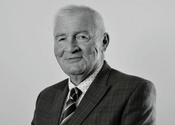 Lumea artelor hunedorene se desparte de încă un om deosebit: Horia Gherghina