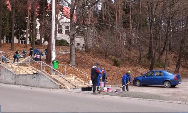 Investiții în modernizarea infrastructurii rutiere și pietonale în campusul Universității din Petroșani