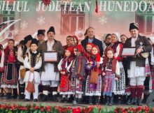 Colinde pădurenești pe scena de la Consiliul județean Hunedoara