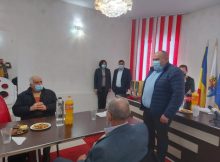 Seniorii ”de aur” ai Petrilei premiați de autoritățile locale