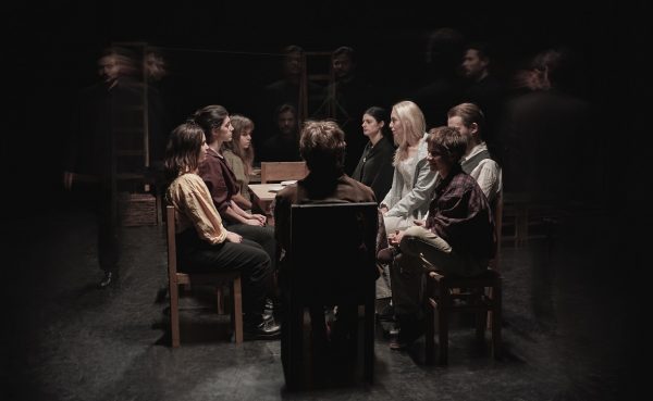 „Cântecul copilului care va înălța un zmeu”, premiera studenților Departamentului de Artă Teatrală Sibiu