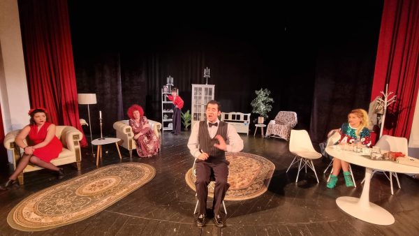 ”Nu-i ușor să fii bărbat !” – Premieră cu casa închisă la Teatrul de Artă din Deva