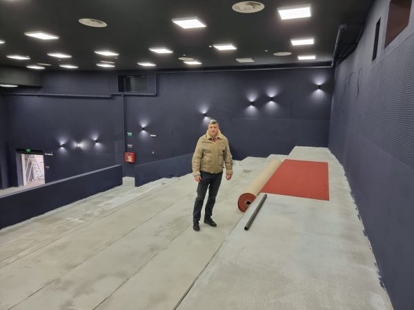 Cinematograful ”Cultural” din Lupeni trece la etapa de mobilare