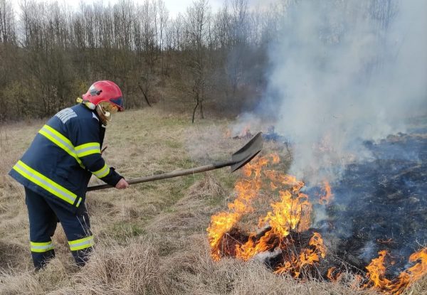 Front comun pentru diminuarea arderilor de vegetație uscată