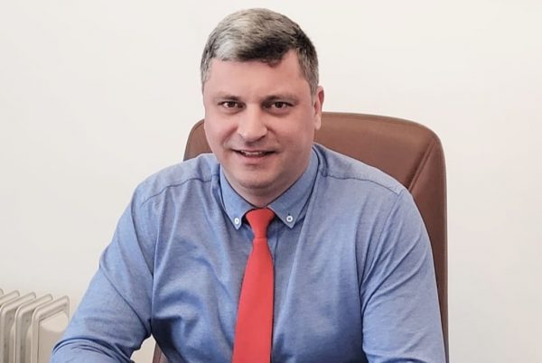 Parcările auto rămân un obiectiv prioritar al autorităților locale din municipiul Lupeni