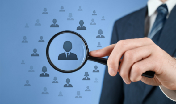 Calitățile pe care le caută angajatorii atunci când recrutează un student: capacitatea de a lucra în echipă, cunoștințe tehnice, implicare și spirit de lider