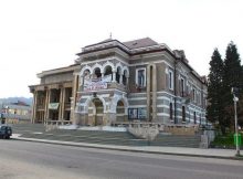 Teatrul din Petroșani deschide noua stagiune cu ”Repetiție generală” de Aldo Nicolaj