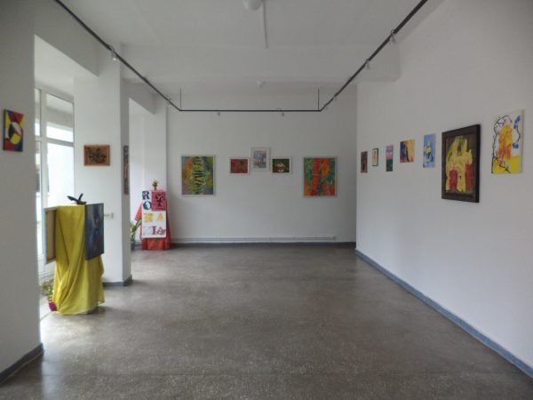 ”Reverie de primăvară” pe simezele galeriei de artă din Lupeni