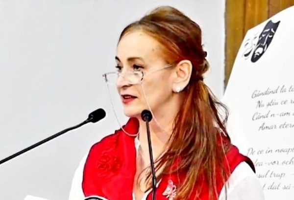 Vals / O poezie de Mirela Cocheci