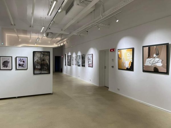 Descoperiți femeia prin artă la Galeria ”Forma” din Deva