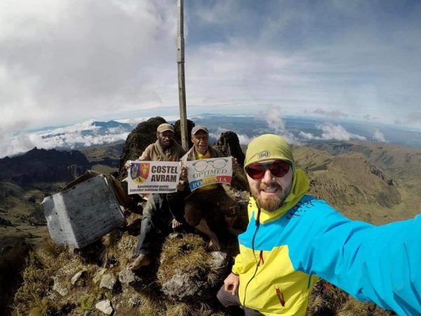 Alpinistul Adrian Ahrițculesei și-a adăugat în palmares și al cincilea cel mai înalt vulcan al planetei