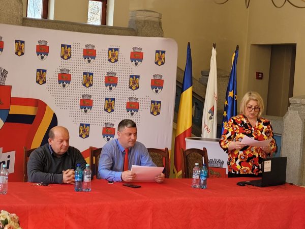 Finanțare europeană pentru proiectul ”Integritatea, etica și transparența – condiție esențială pentru o administrație eficientă”, la Primăria municipiului Lupeni