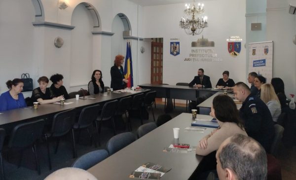 Cooperare inter-instituțională în lupta împotriva traficului de persoane