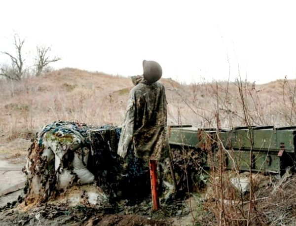 Strigăt de pe front / O poezie de Mirela Cocheci