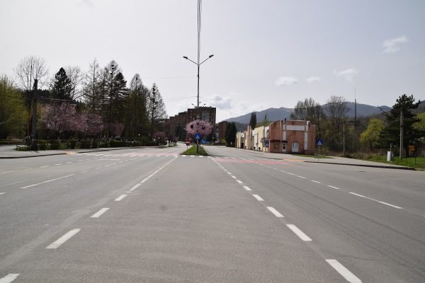Crearea de locuri de parcare, soluția care a dus la rezolvarea problemelor de trafic în municipiul Lupeni