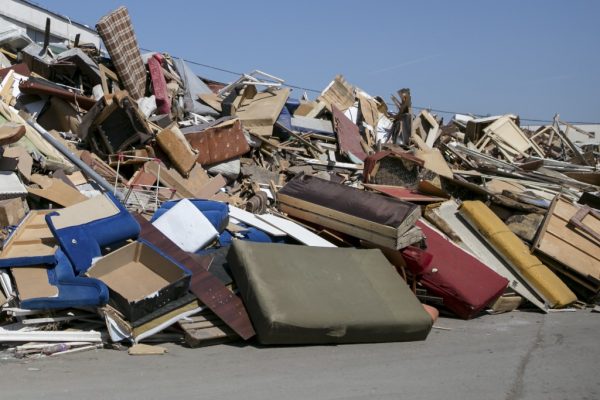 Punct permanent de colectare a deșeurilor voluminoase, la Vulcan