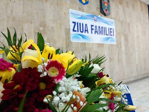 Premii pentru familiile de aur și de platină ale Petroșaniului, de Ziua Familiei