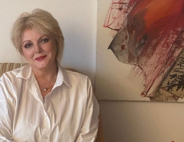 Expoziție de artă plastică cu scop caritabil la Muzeul Mineritului din Petroșani