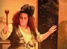 ”Servitoarea” de A.P. Cehov, o nouă premieră la teatrul din Petroșani.