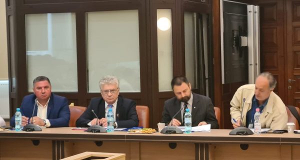 Județul Hunedoara, reprezentat la vârful conducerii Comitetelor de Masiv din Grupele de munți de pe raza județului Hunedoara