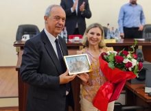 Multipla campioană europeană, mondială și olimpică la gimnastică artistică, Daniela Silivaș-Harper a devenit Cetățean de onoare al județului Hunedoara